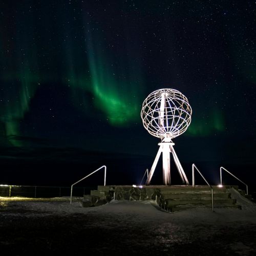 Nordlichter (Aurora Borealis) über dem Nordkap(p)