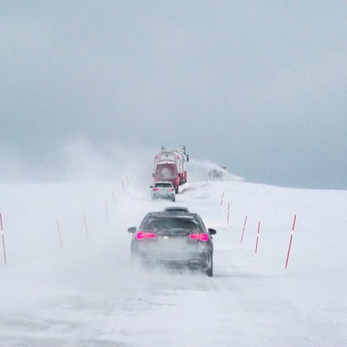 ohne Schneepflug voraus kommen wir nicht durch