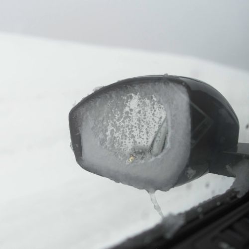 Am Rückspiegel wachsen die Eiszapfen